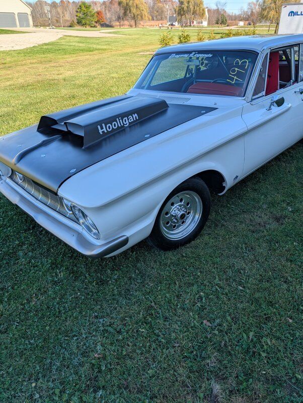 Plymouth-Fury-Coupe-1962-White-Red-80467-2