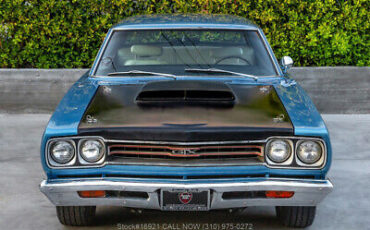 Plymouth-GTX-1969-1