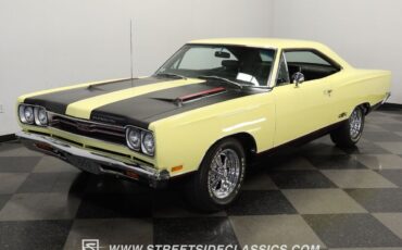 Plymouth-GTX-Coupe-1969-17