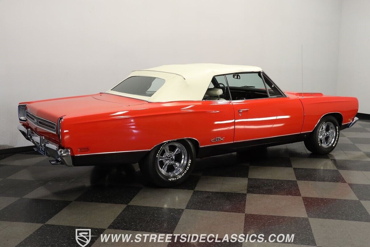 Plymouth-GTX-Coupe-1969-Red-White-512-11