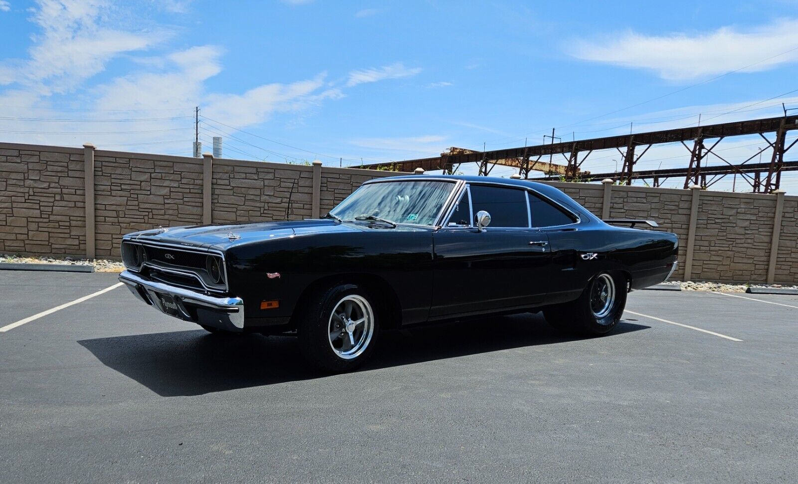 Plymouth-GTX-Coupe-1970-Black-Black-166084-1