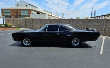 Plymouth-GTX-Coupe-1970-Black-Black-166084-2