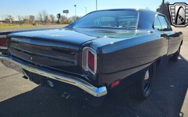 Plymouth-Road-Runner-1969-Green-Black-90-6