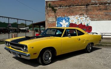 Plymouth-Road-Runner-1970-1