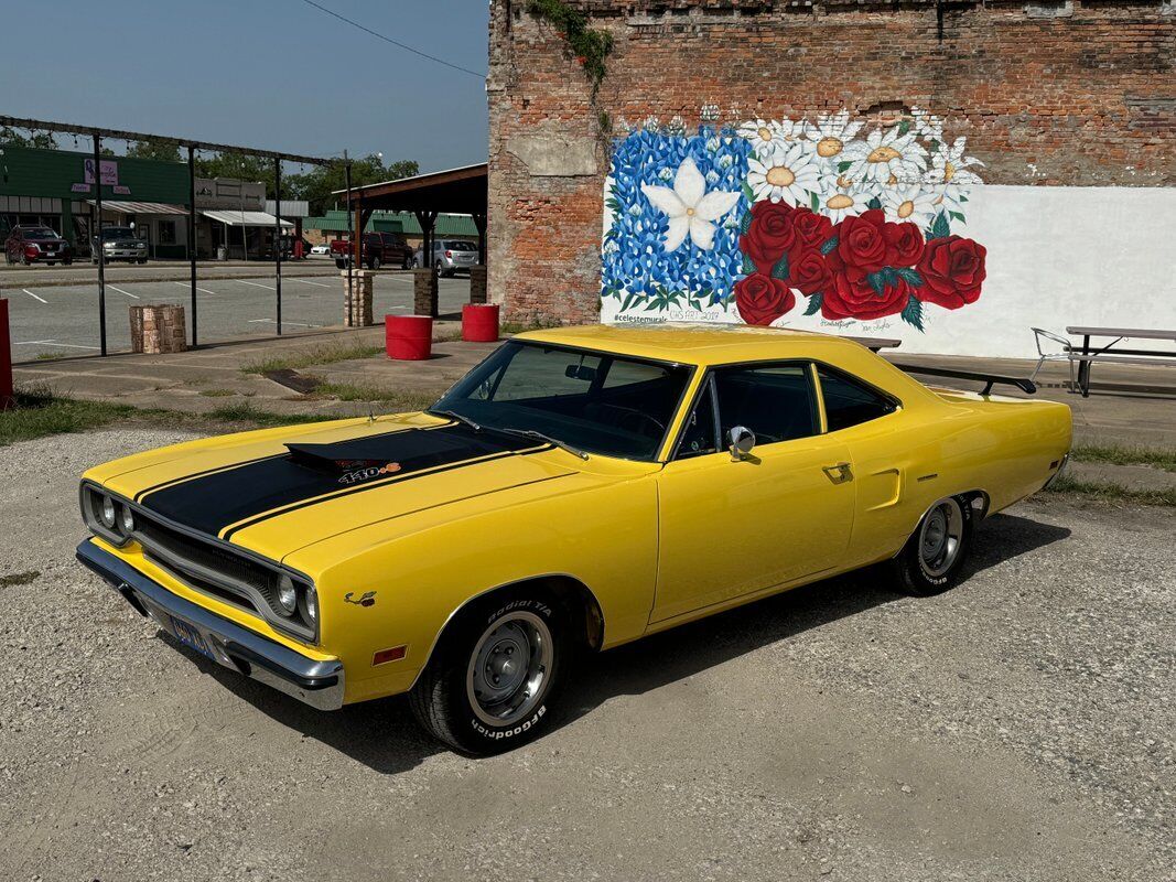 Plymouth-Road-Runner-1970-37