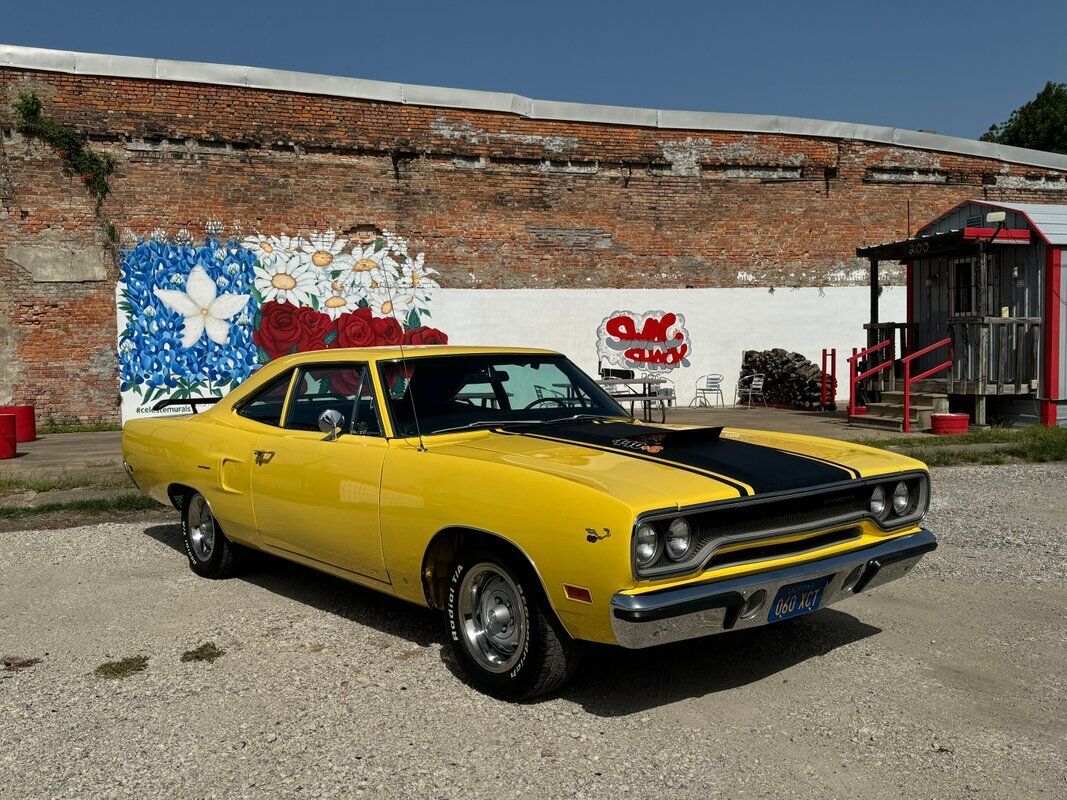 Plymouth Road Runner  year1}