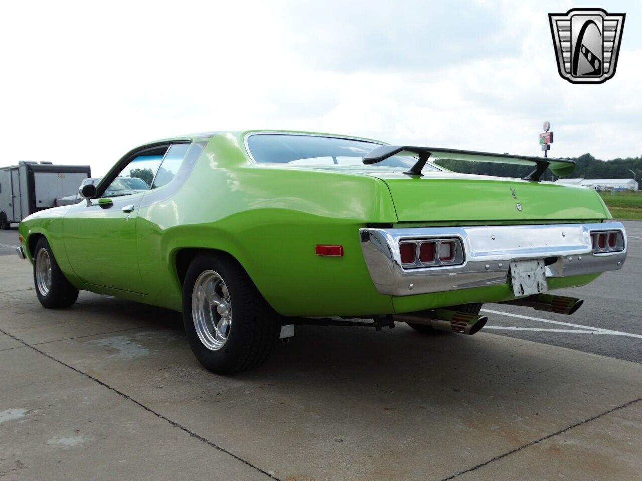 Plymouth-Road-Runner-1973-5