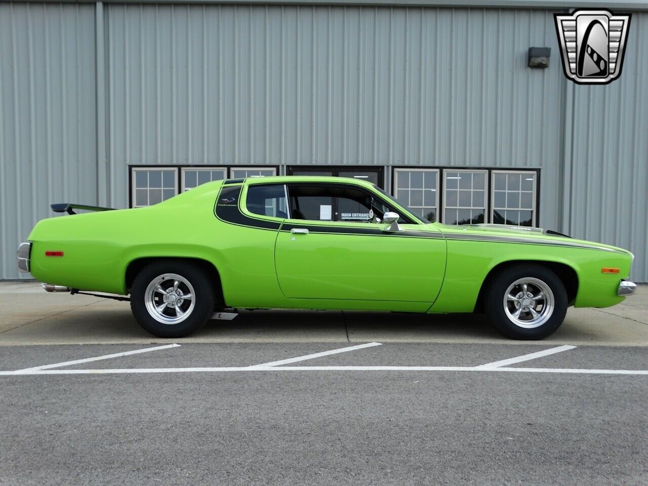 Plymouth-Road-Runner-1973-8