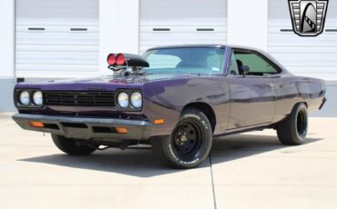 Plymouth-Road-Runner-Coupe-1969-Purple-Black-232-2