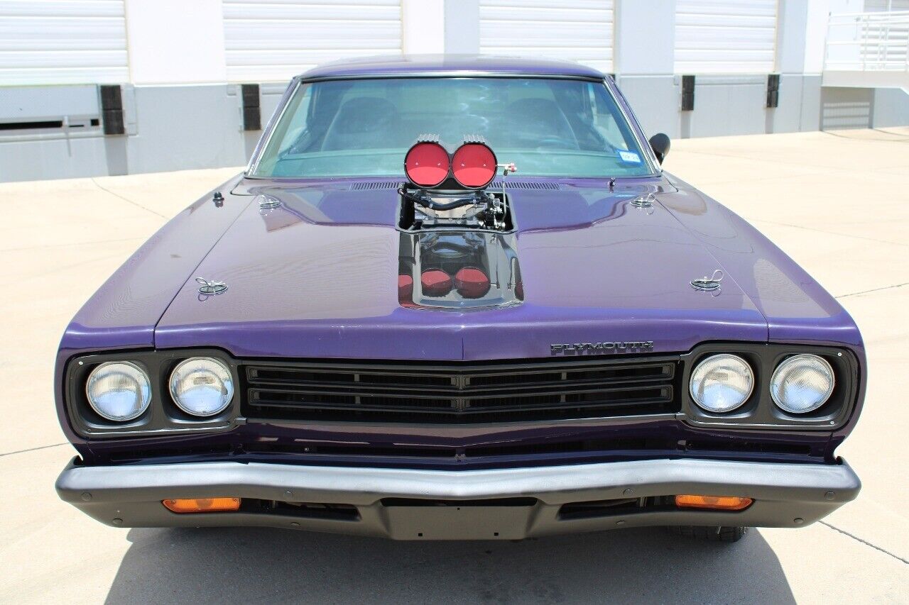 Plymouth-Road-Runner-Coupe-1969-Purple-Black-232-8