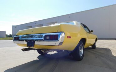 Plymouth-Road-Runner-Coupe-1973-Yellow-Black-92656-10