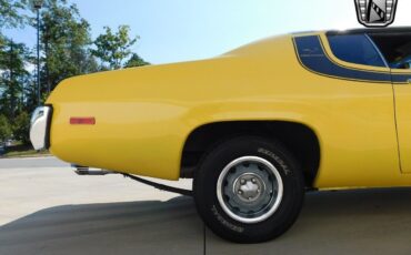 Plymouth-Road-Runner-Coupe-1973-Yellow-Black-92656-11