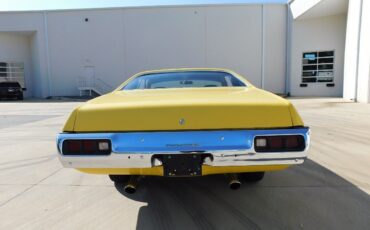 Plymouth-Road-Runner-Coupe-1973-Yellow-Black-92656-9