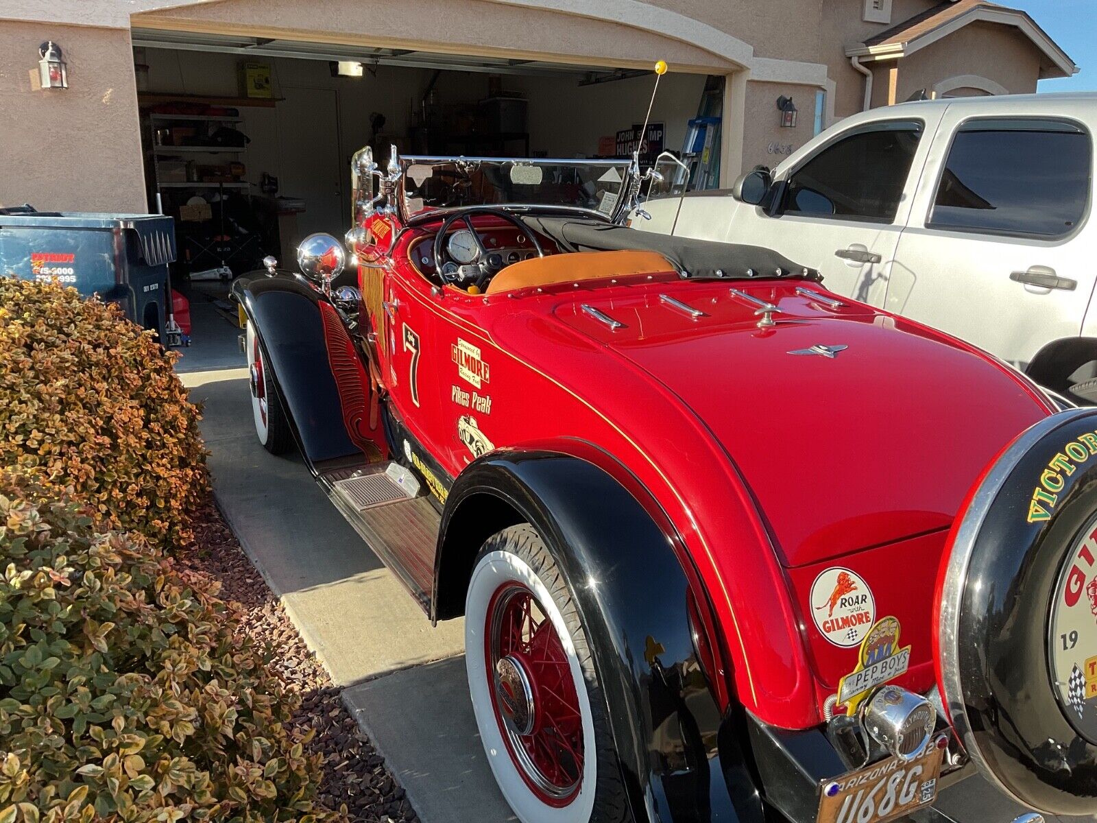 Plymouth-Roadster-1932-2