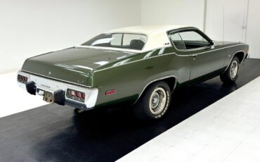 Plymouth-Satellite-1973-Green-Green-43267-4