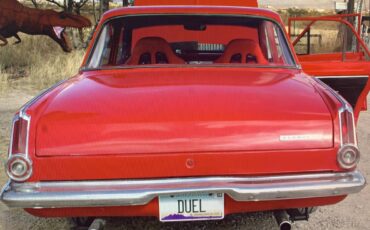 Plymouth-Valiant-1965-red-45-4