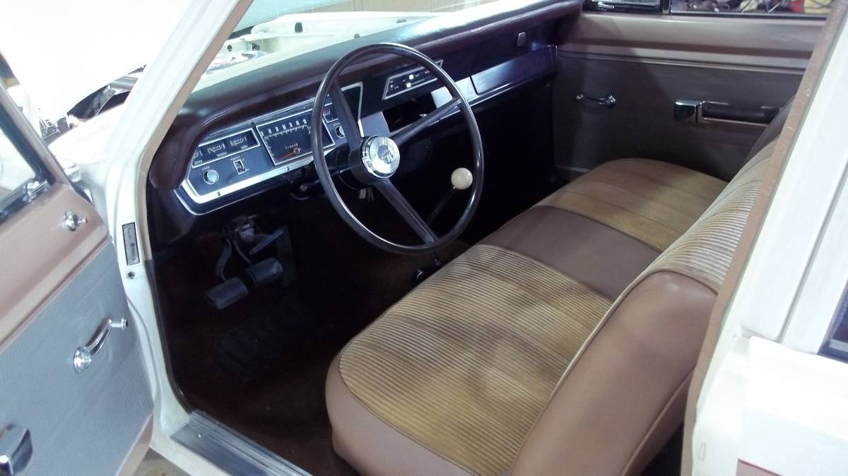 Plymouth-Valiant-1967-89135-4