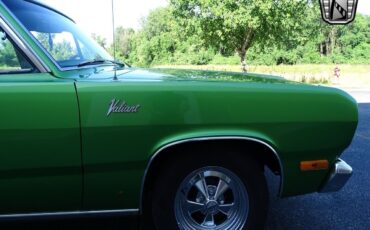 Plymouth-Valiant-Berline-1970-White-Green-159008-11