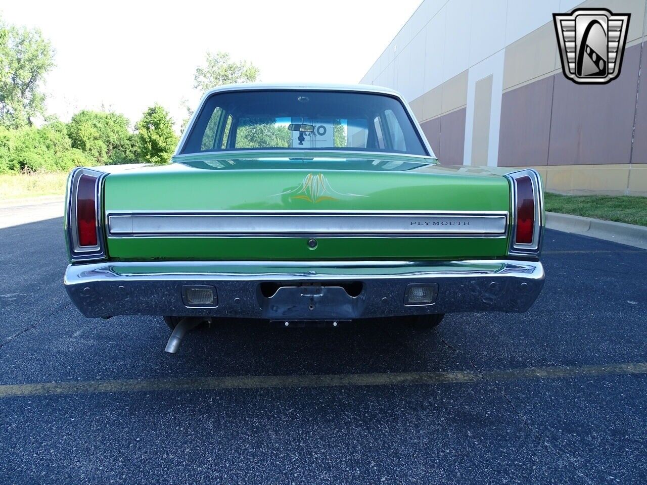 Plymouth-Valiant-Berline-1970-White-Green-159008-6