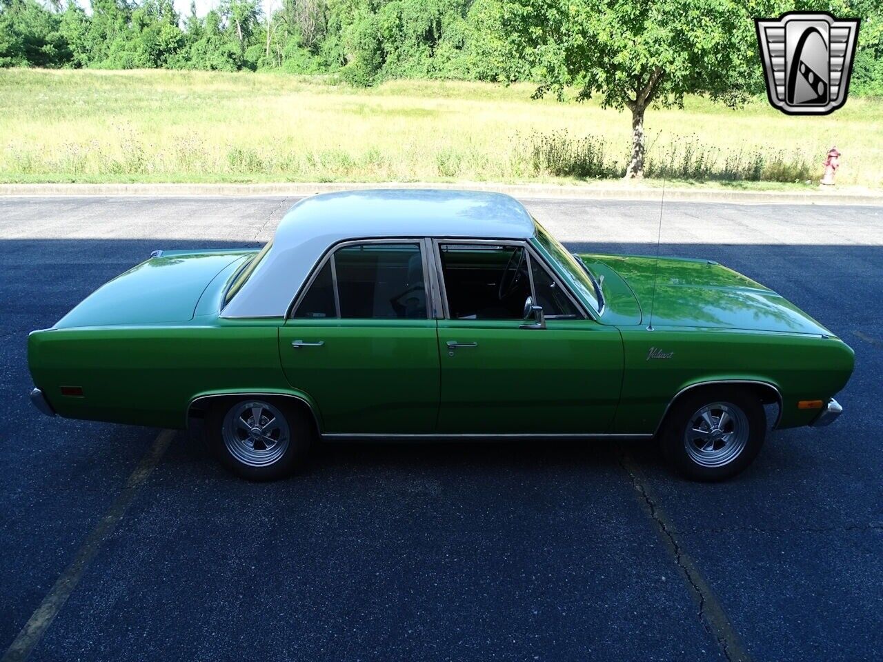 Plymouth-Valiant-Berline-1970-White-Green-159008-7