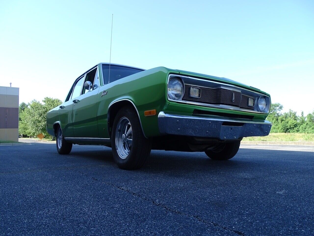 Plymouth-Valiant-Berline-1970-White-Green-159008-9