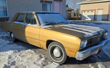 Plymouth-Valiant-Berline-1976-18174-1