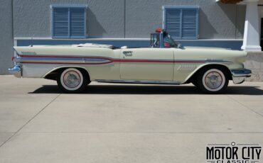 Pontiac-Bonneville-1957-1