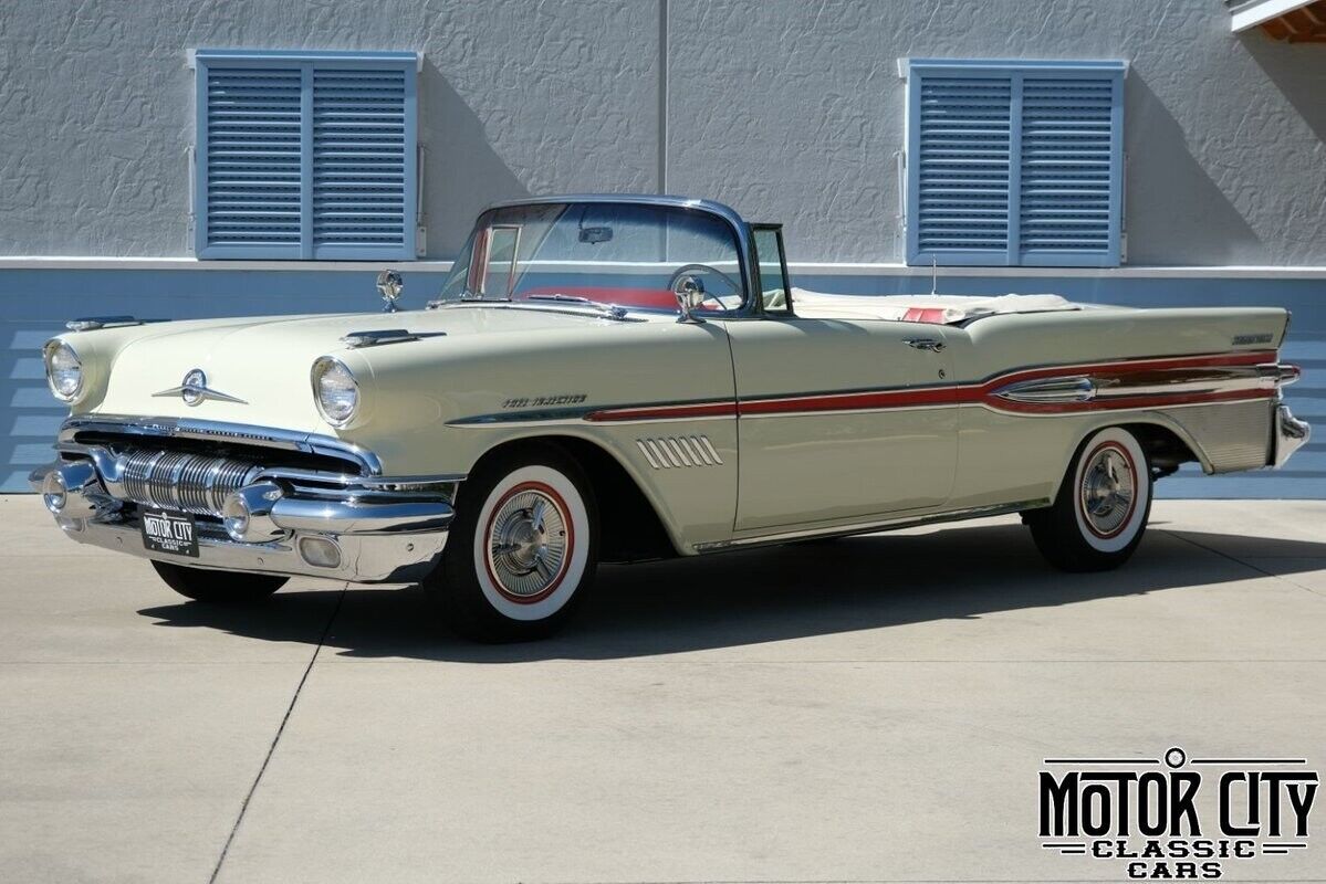 Pontiac-Bonneville-1957-6