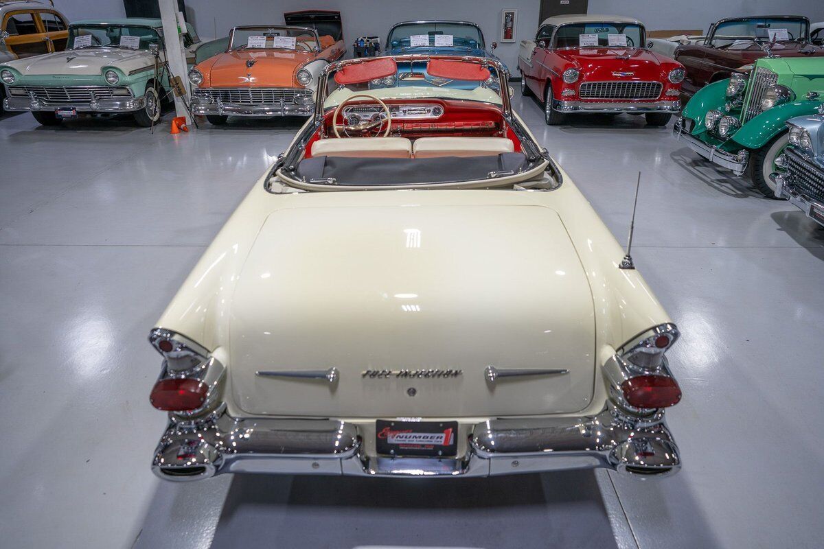 Pontiac-Bonneville-Cabriolet-1957-Red-Red-352-9