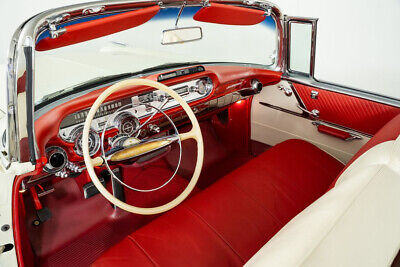 Pontiac-Bonneville-Cabriolet-1957-Tan-Red-113665-1