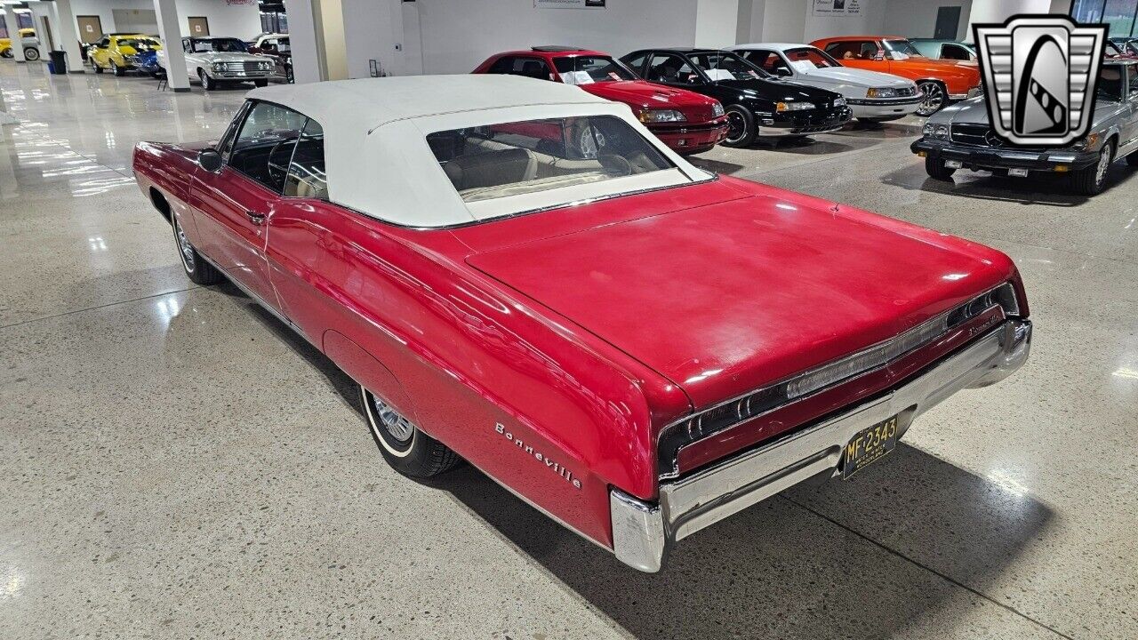 Pontiac-Bonneville-Cabriolet-1967-2