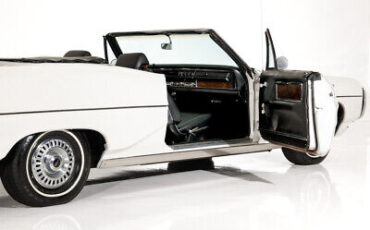 Pontiac-Bonneville-Cabriolet-1968-White-Black-0-10