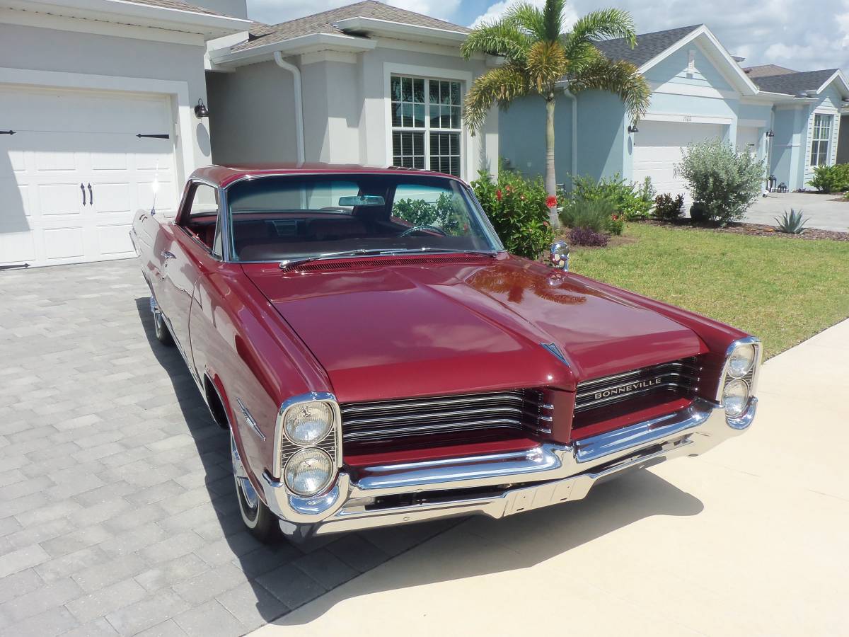 Pontiac-Bonneville-sport-coupe-1964-red-214-1