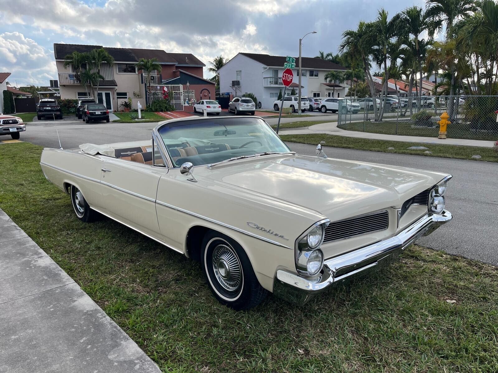 Pontiac-Catalina-Cabriolet-1963-26