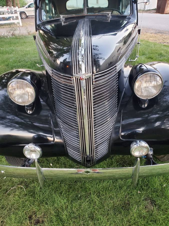 Pontiac-Deluxe-6-1937-4