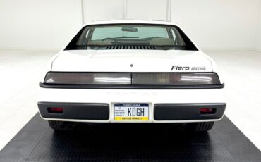 Pontiac-Fiero-Coupe-1984-White-Tan-93250-3