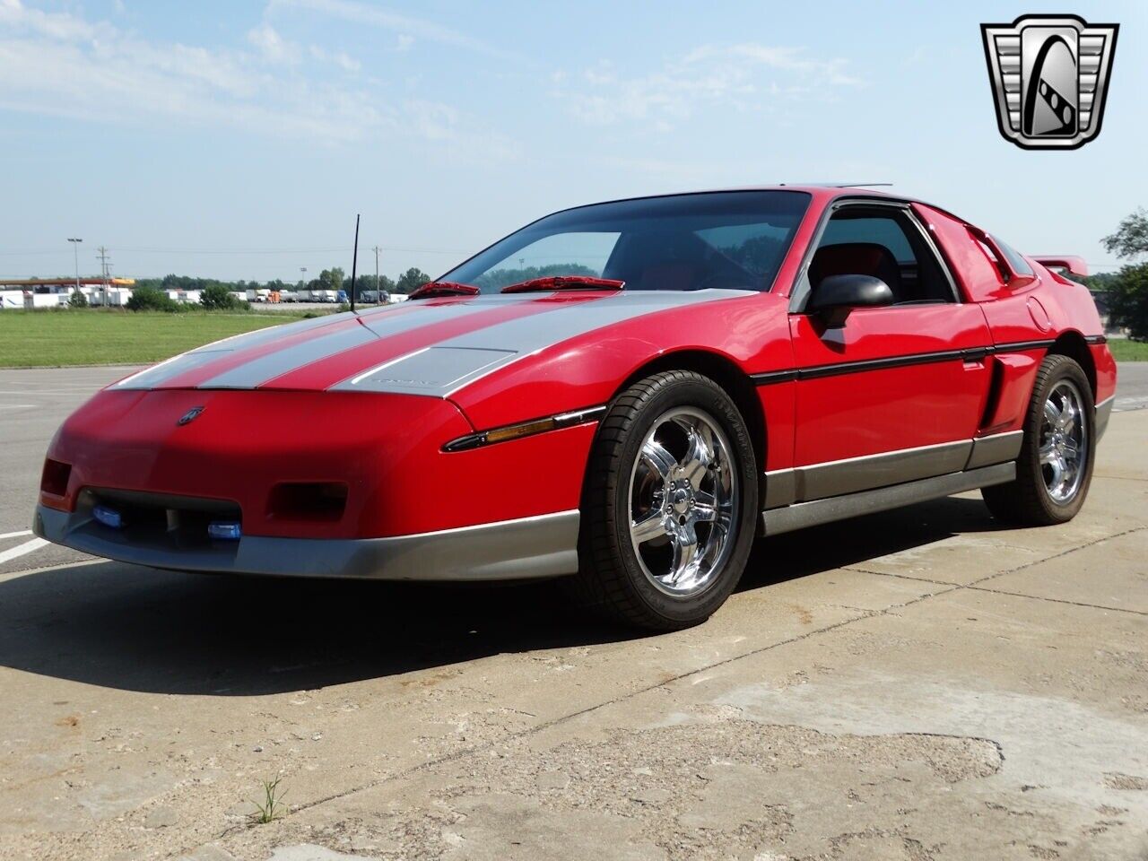 Pontiac-Fiero-Coupe-1986-3