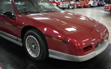 Pontiac-Fiero-Coupe-1987-Maroon-Gray-0-29