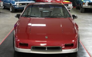 Pontiac-Fiero-Coupe-1987-Maroon-Gray-0-8