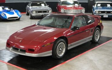 Pontiac-Fiero-Coupe-1987-Maroon-Gray-0-9