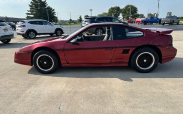 Pontiac-Fiero-Coupe-1988-Maroon-Gray-19978-10