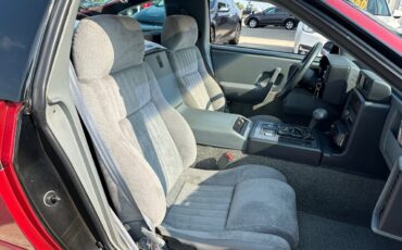 Pontiac-Fiero-Coupe-1988-Maroon-Gray-19978-22