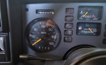 Pontiac-Fiero-gt-1988-4