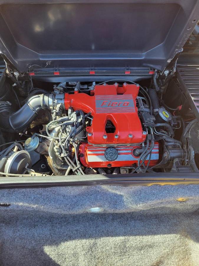 Pontiac-Fiero-gt-1988-5