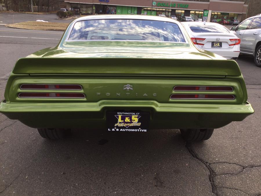 Pontiac-Firebird-1969-Green-Black-87564-7