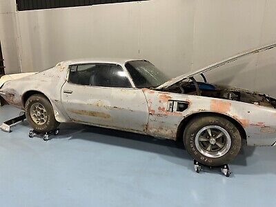 Pontiac Firebird  year1}