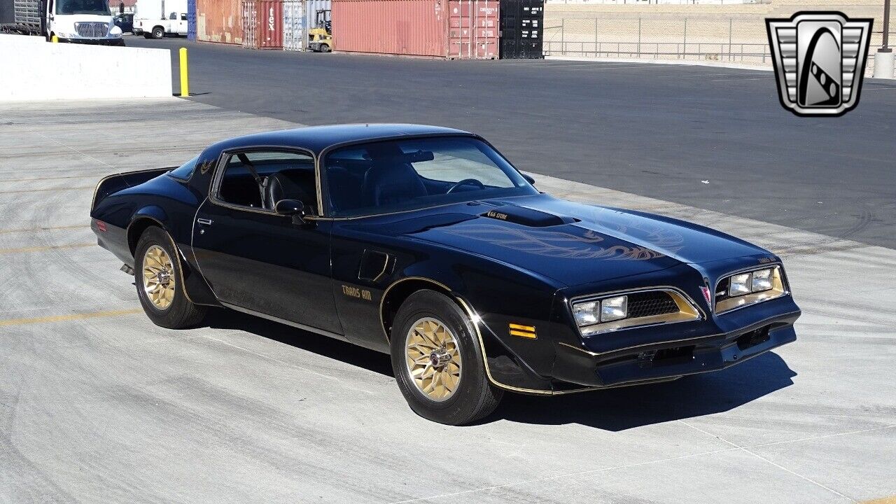 Pontiac-Firebird-1977-Black-Black-12946-3