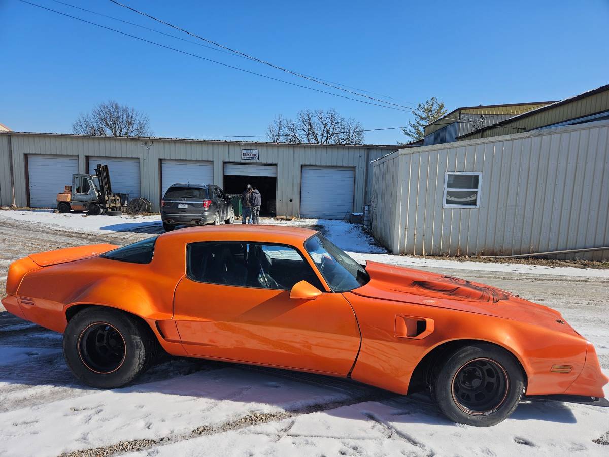 Pontiac-Firebird-1978-1788-1