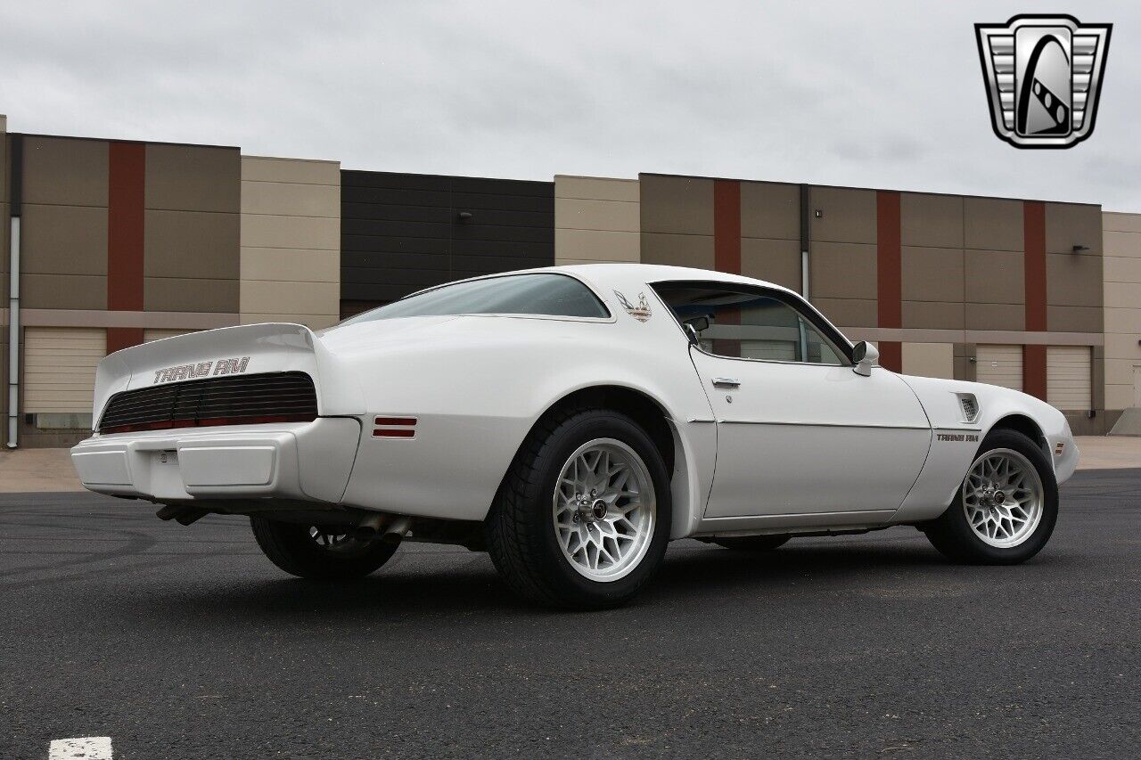 Pontiac-Firebird-1979-White-White-70793-6