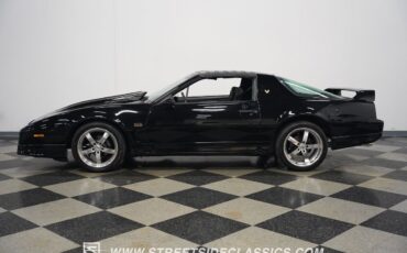 Pontiac-Firebird-1985-Black-Black-118869-2